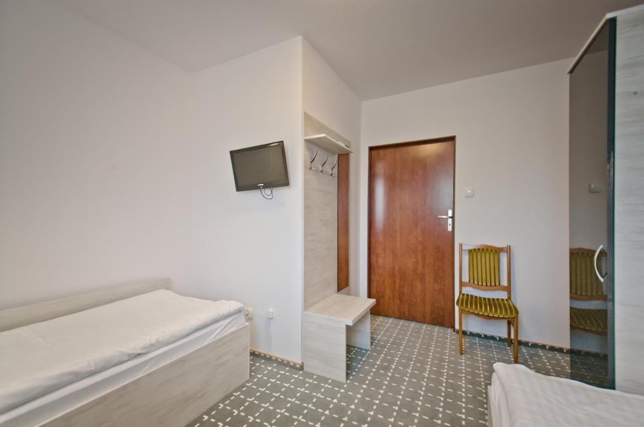 Hotel Sezam 크라크즈코바 외부 사진