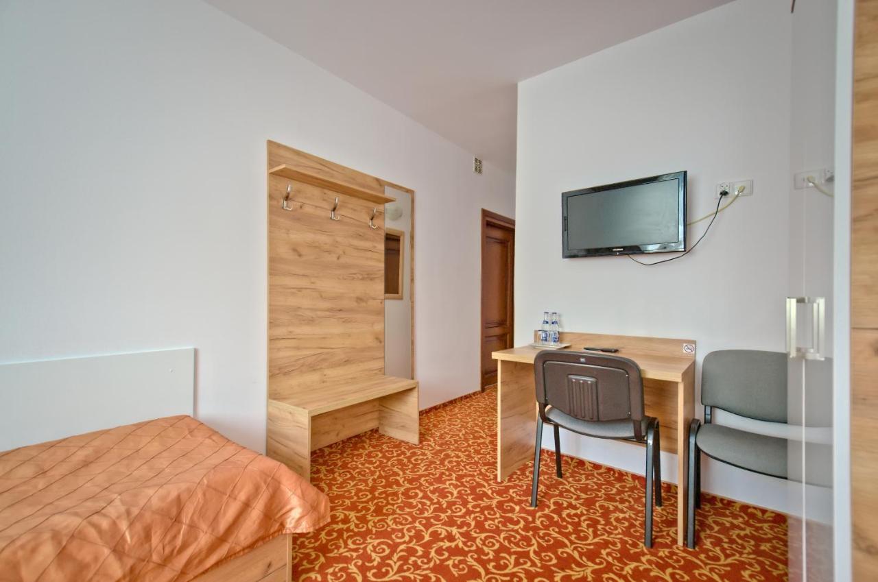 Hotel Sezam 크라크즈코바 외부 사진