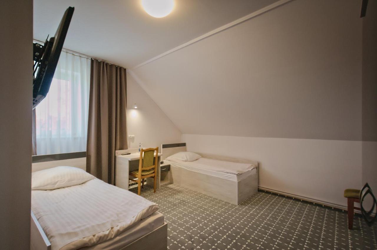 Hotel Sezam 크라크즈코바 외부 사진